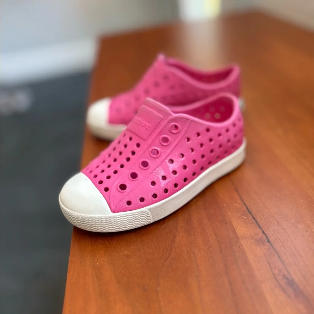 Native Kids Pink Slip-On - C7